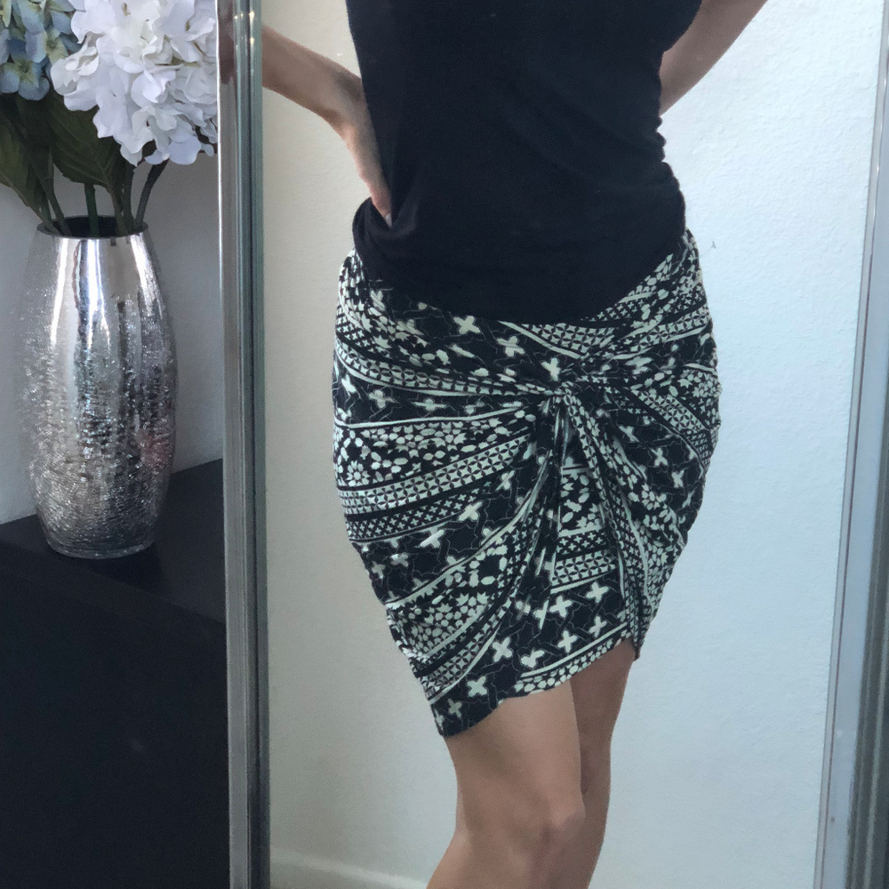 7 Skirts Bundle! $4 Each!!    XS/S sizes